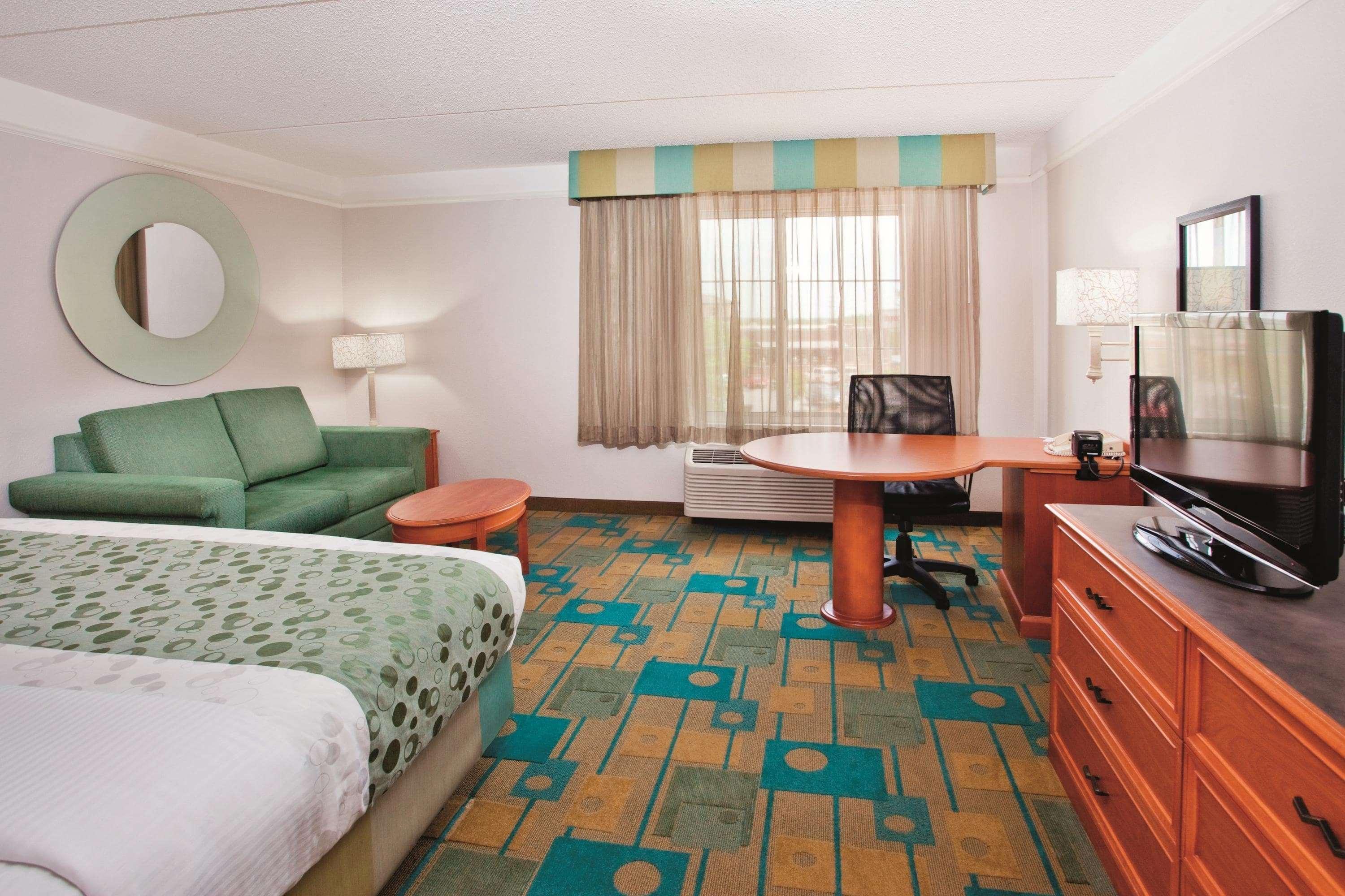 Hotel La Quinta By Wyndham Winston-Salem Extérieur photo