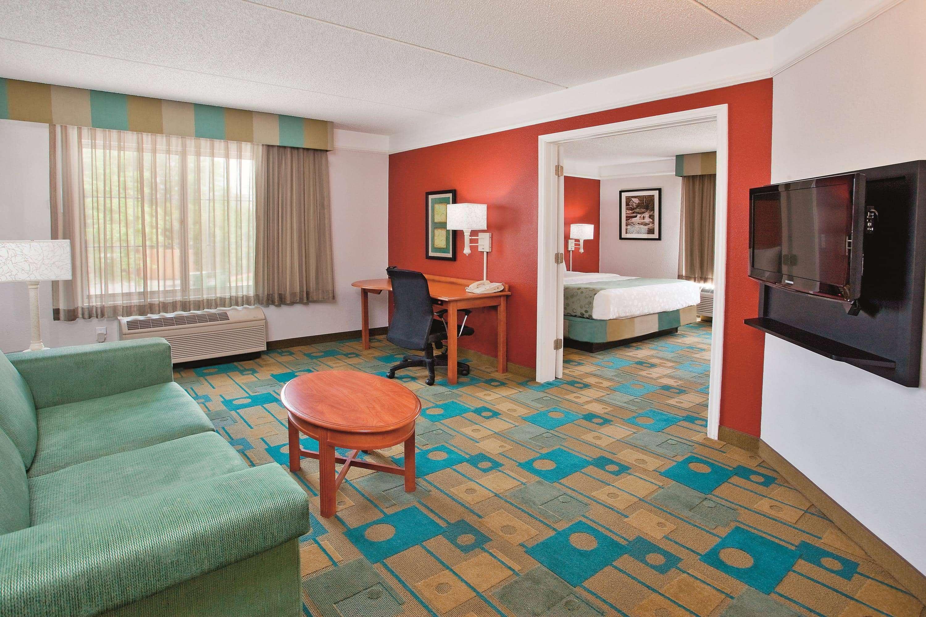 Hotel La Quinta By Wyndham Winston-Salem Extérieur photo