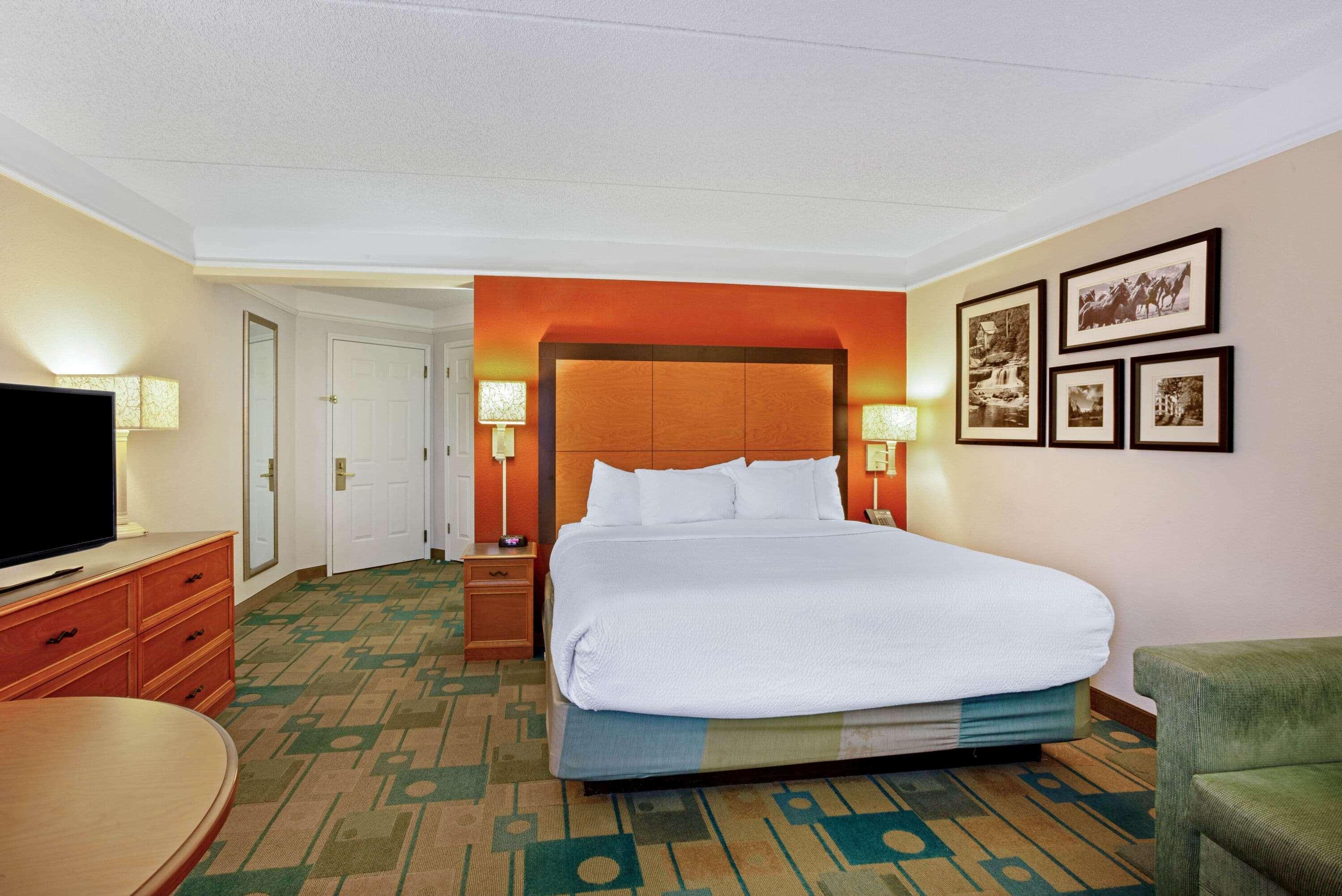 Hotel La Quinta By Wyndham Winston-Salem Extérieur photo