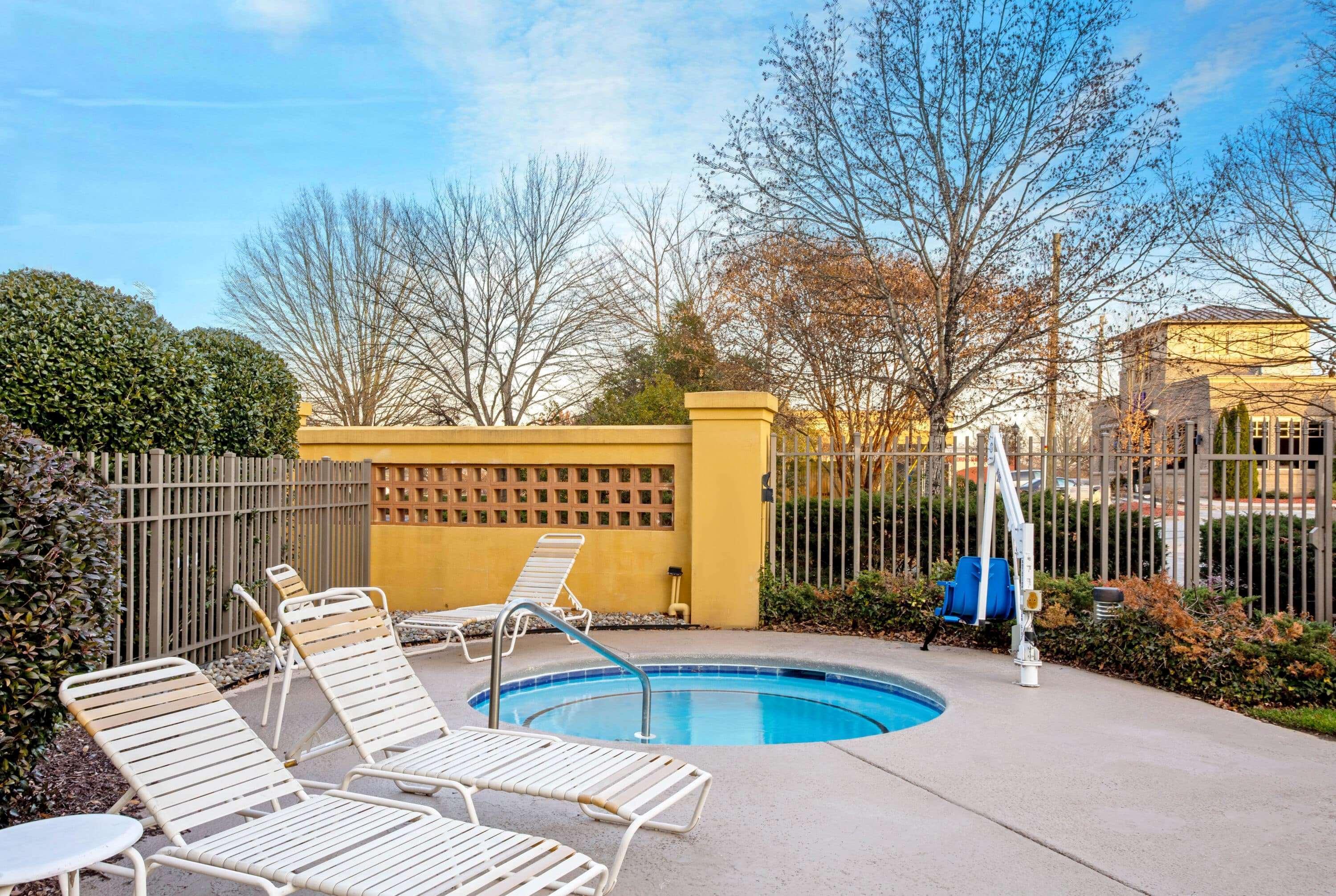 Hotel La Quinta By Wyndham Winston-Salem Extérieur photo
