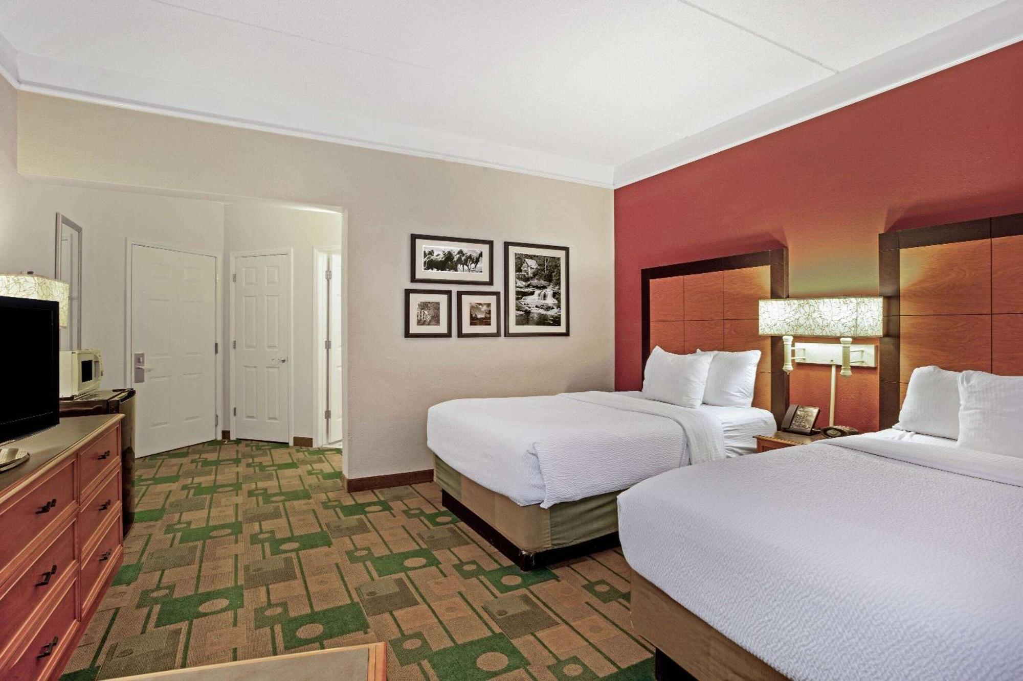 Hotel La Quinta By Wyndham Winston-Salem Extérieur photo